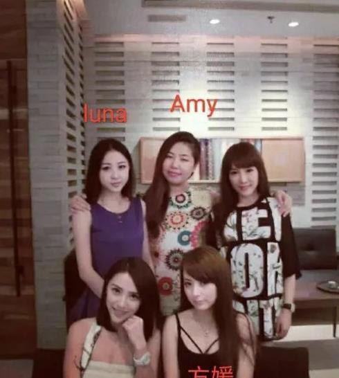 重庆网红亲姐妹吃瓜,揭秘网红圈幕后故事