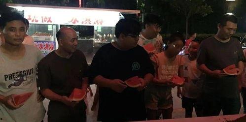 网红吃瓜群众,揭秘娱乐圈幕后真相