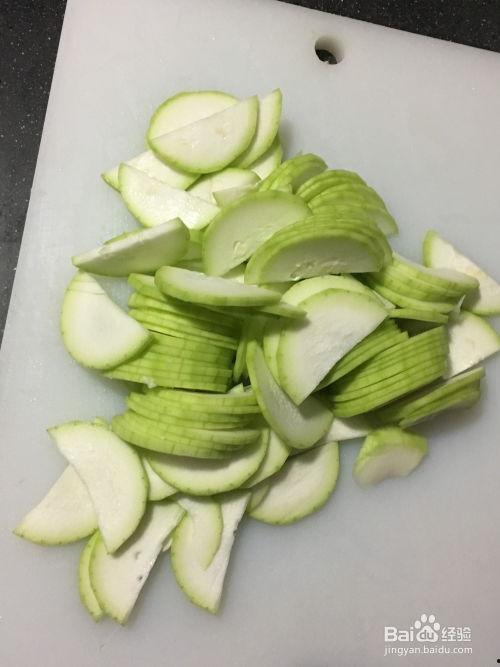 吃蒲瓜网红,蒲瓜新吃法，解锁夏日清新口感