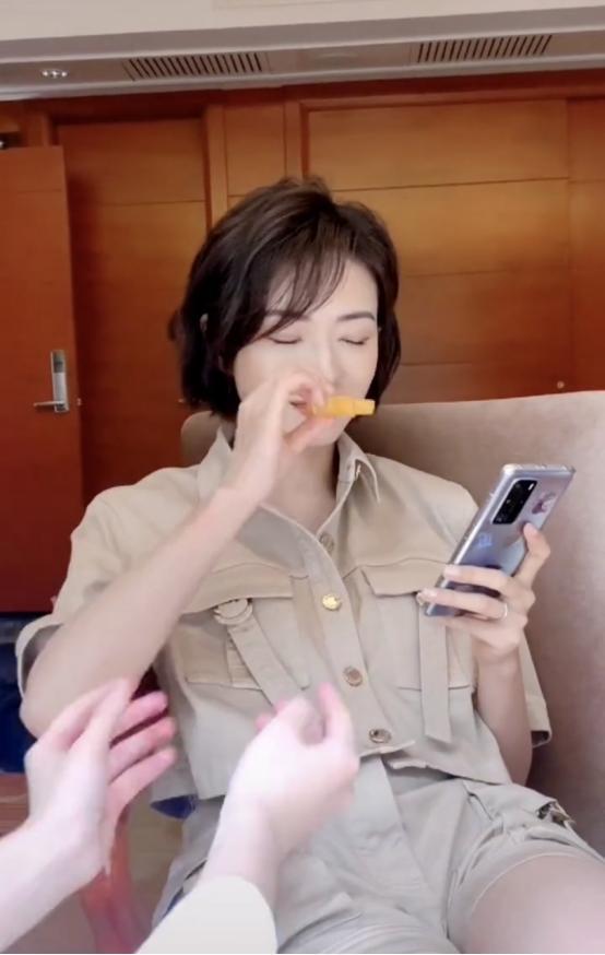 极品女配在线吃瓜网盘,一场别开生面的网络盛宴