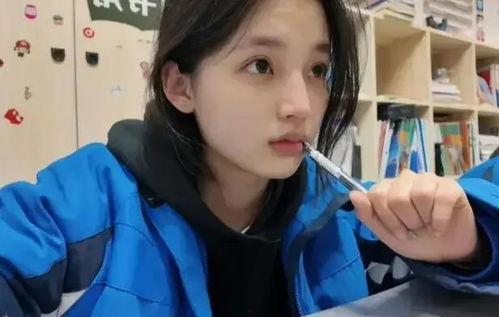 吃瓜百万网红是谁啊图片,吃瓜百万网红的真实身份！