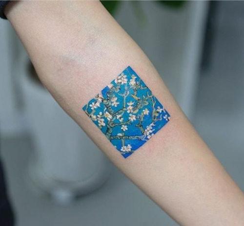 胳膊纹身吃瓜网红,揭秘胳膊纹身背后的故事